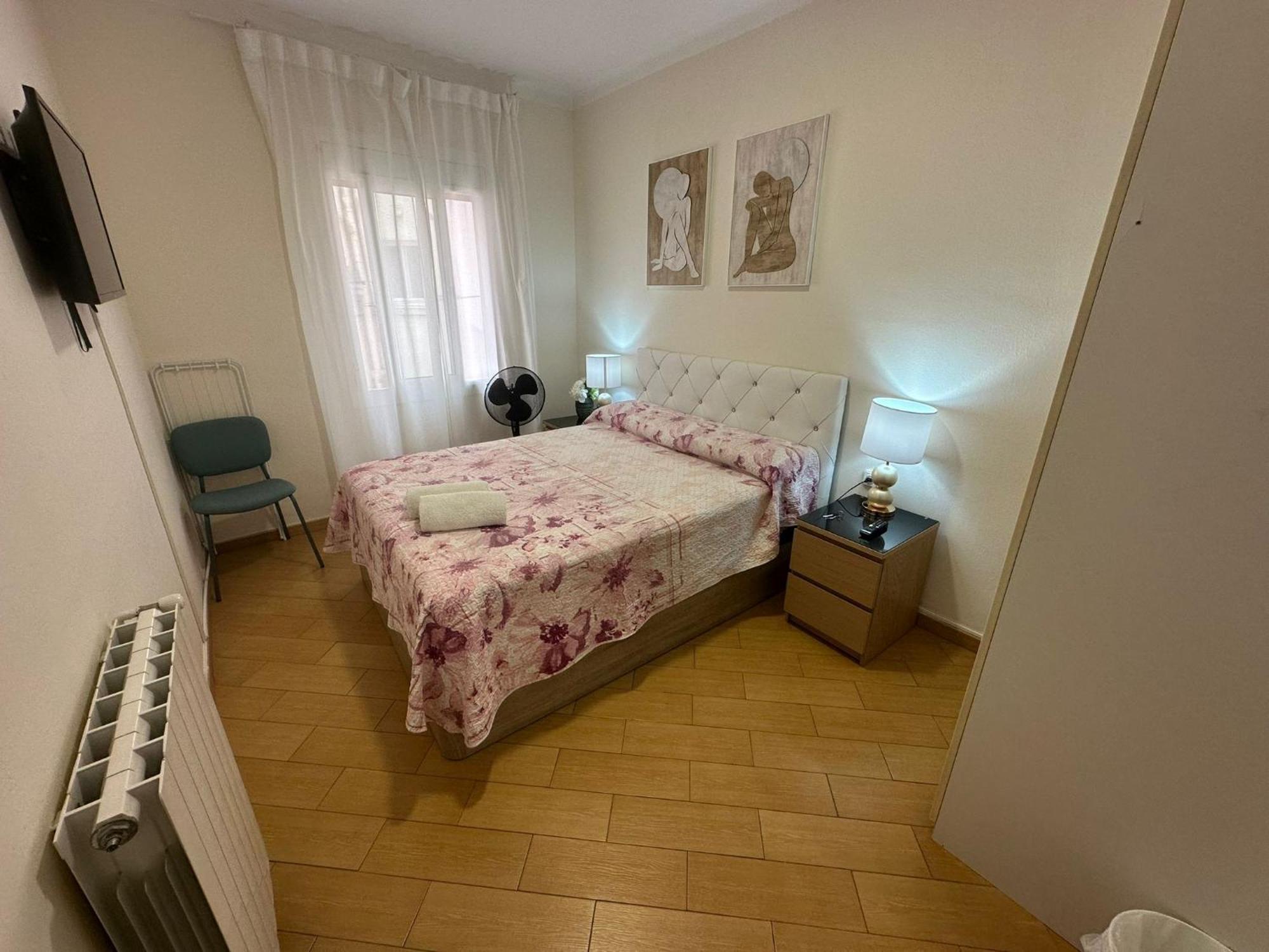 Alojamiento Nuevo Valenci Barcelona Exterior foto